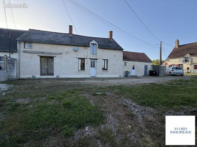 Maison vente à Saint-Amand-Montrond, Cornusse