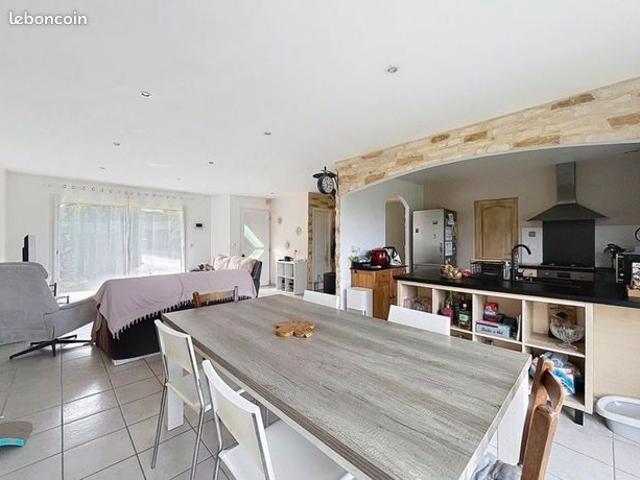 Maison vente à Lissac-sur-Couze, Corrèze