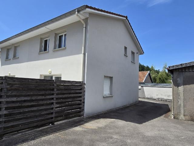 Maison vente à Le Champ-du-Pin, Épinal