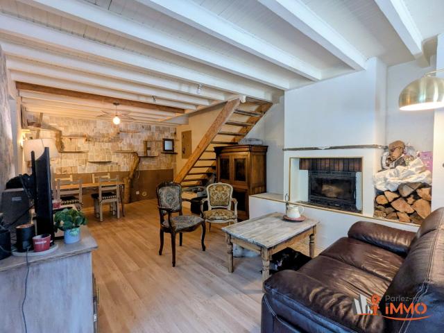 Maison vente à Montbrison, Précieux