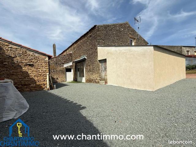 Maison vente à Fontenay-le-Comte, Bazoges-en-pareds