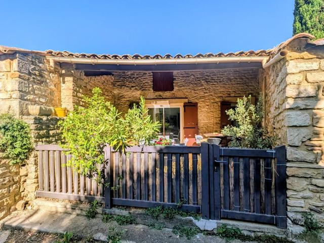 Maison vente à Nîmes, Vénéjan