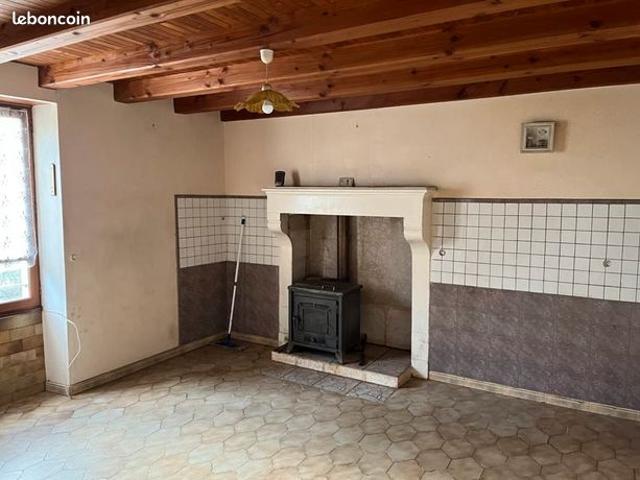 Maison vente à Angoulême, Montbron