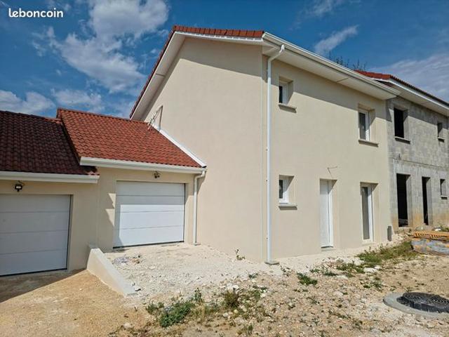 Maison vente à La Tour-du-Pin, Flachères