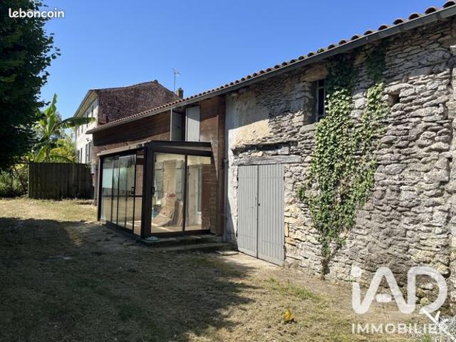 Maison vente à Saintes, Corme-ecluse