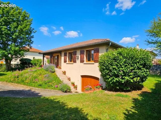 Maison vente à Privas, Saint-priest