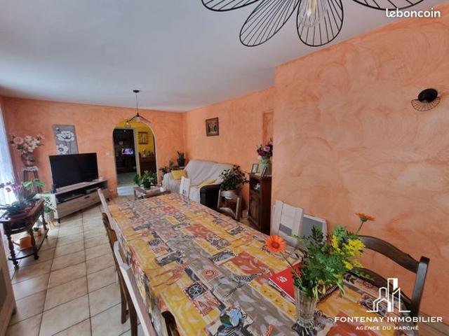 Maison vente à Fontenay-le-Comte, Longèves