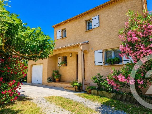 Maison vente à Nîmes, Mus