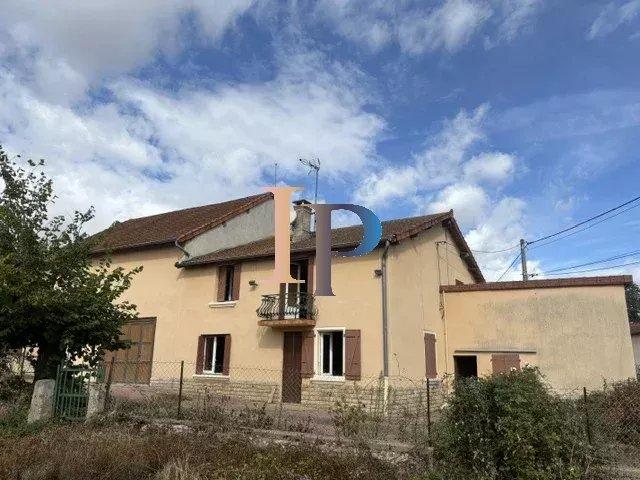 Maison vente à Roanne, Charlieu