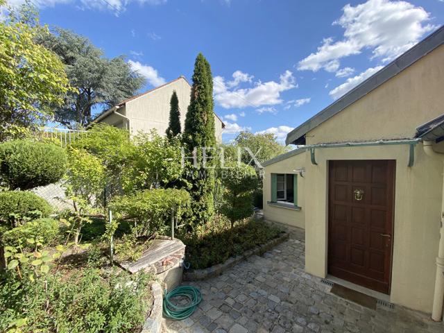 Maison vente à Saint-Germain-en-Laye, Le Pecq