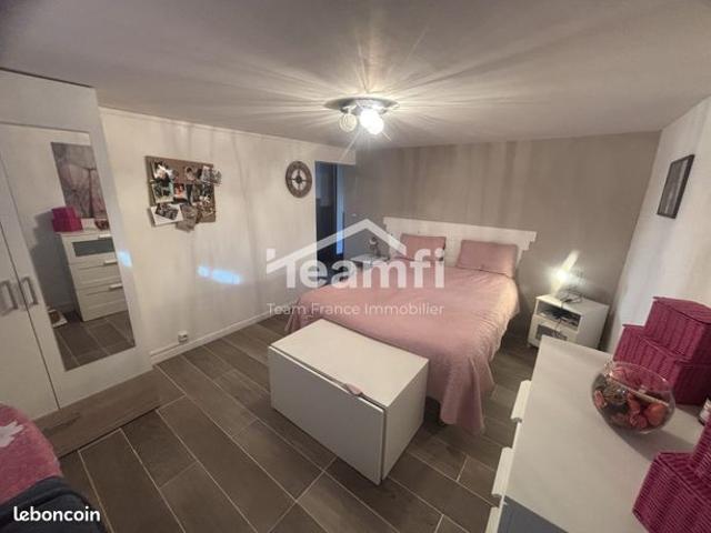 Maison vente à Saint-Amand-Montrond, Saint-amand-montrond
