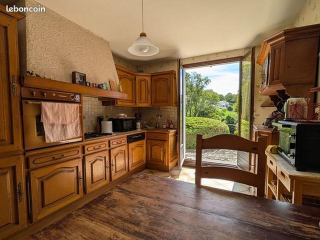 Maison vente à Clermont-Ferrand, La Roche-noire