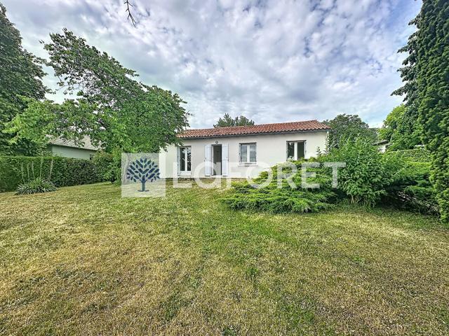Maison location à Bressuire, Moncoutant