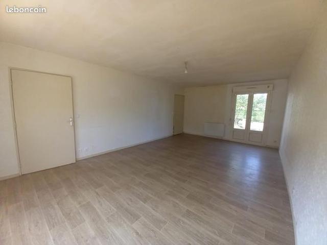 Maison vente à La Châtre