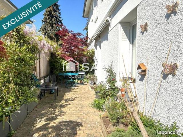 Maison vente à Saint-Germain-en-Laye, L'etang-la-ville