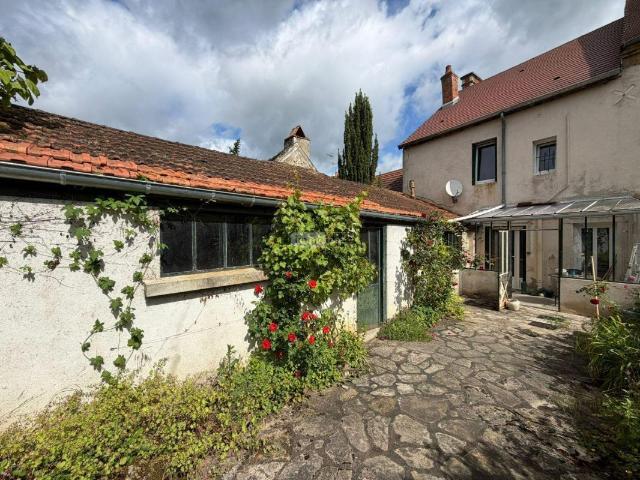 Maison vente à Moulins, Saint-menoux