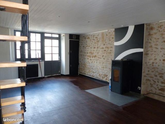 Maison vente à Parthenay, Airvault