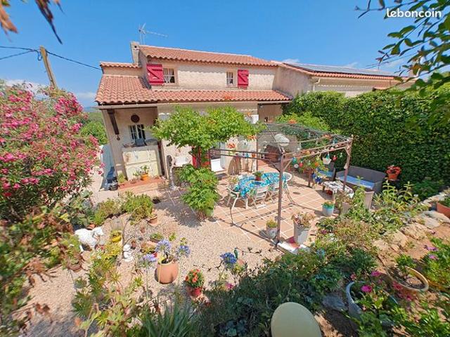 Maison vente à Arrondissement de Toulon, Solliès-ville