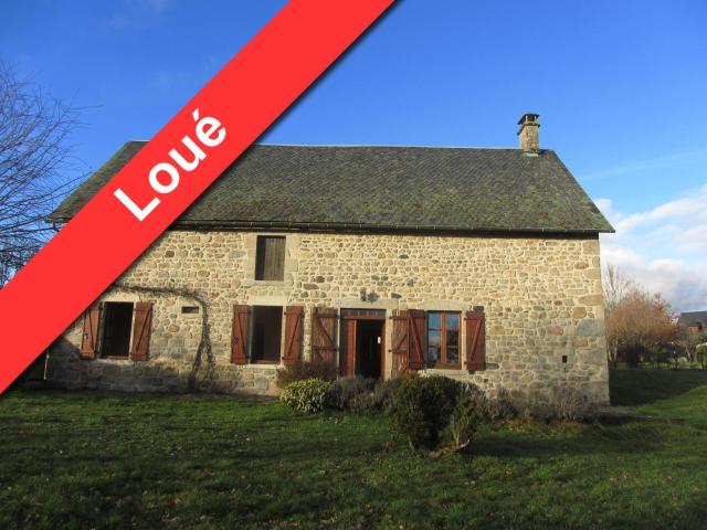 Maison location à Ussel, Saint-julien-près-bort