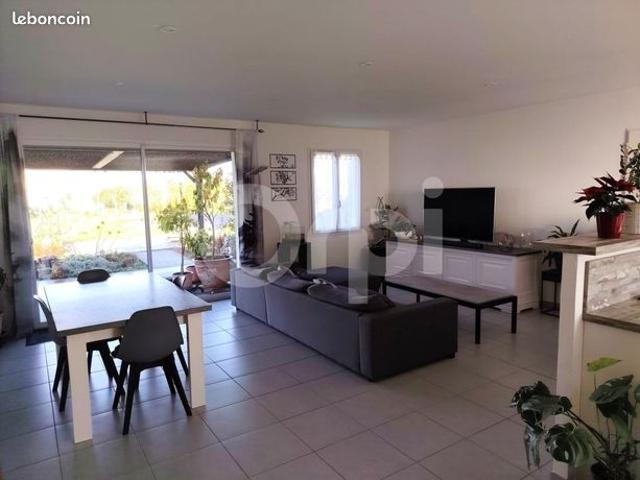 Maison vente à Saintes, Pisany