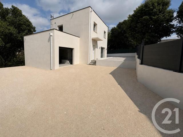 Maison vente à Nîmes, Uchaud