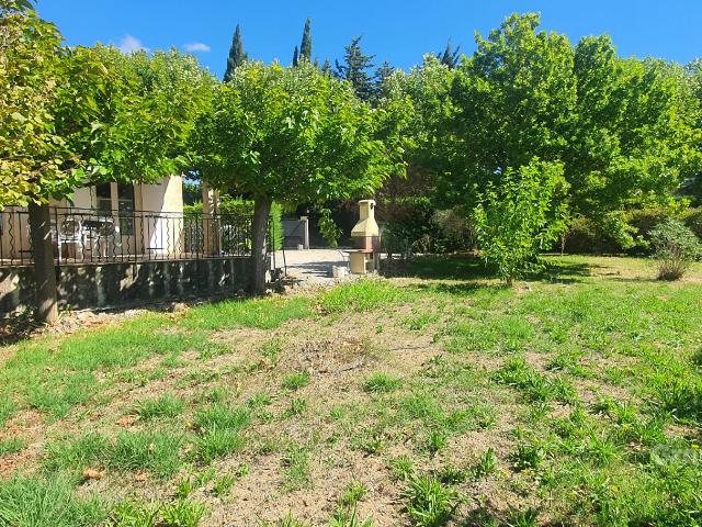 Maison vente à Brignoles, Tavernes