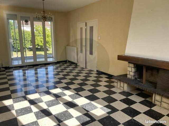 Maison vente à Le Vaudreuil, Eure