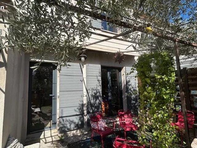 Maison vente à Apt, Vaugines