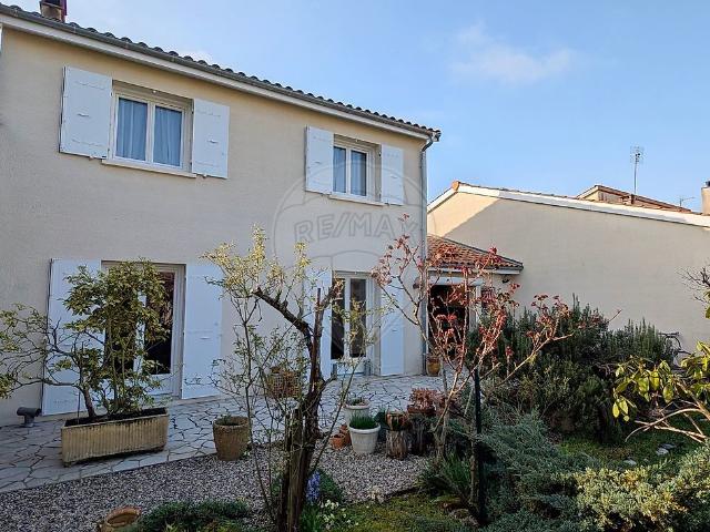 Maison vente à Bastide Niel, Bordeaux
