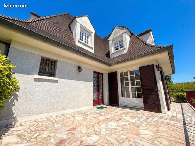 Maison vente à Torcy, Emerainville