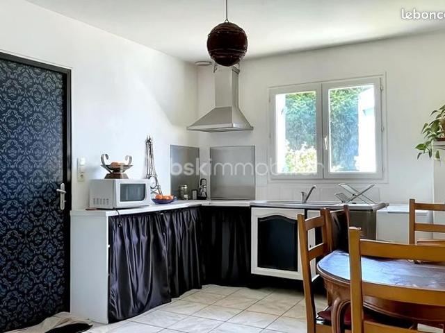 Maison vente à Tournon-sur-Rhône, Châteaubourg