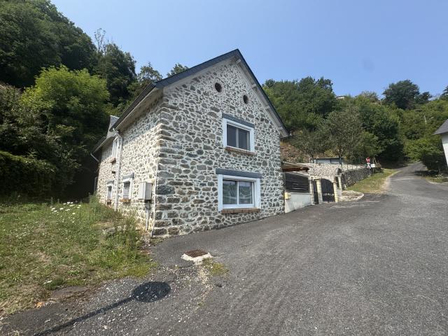 Maison vente à Ussel, Bort-les-orgues
