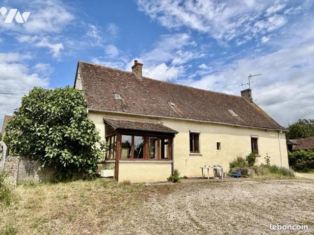 Maison vente à Confolens, Juillé