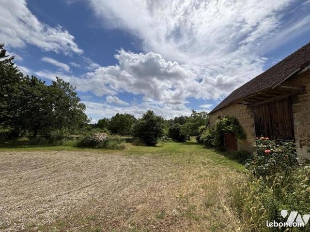 Maison vente à Confolens, Juillé