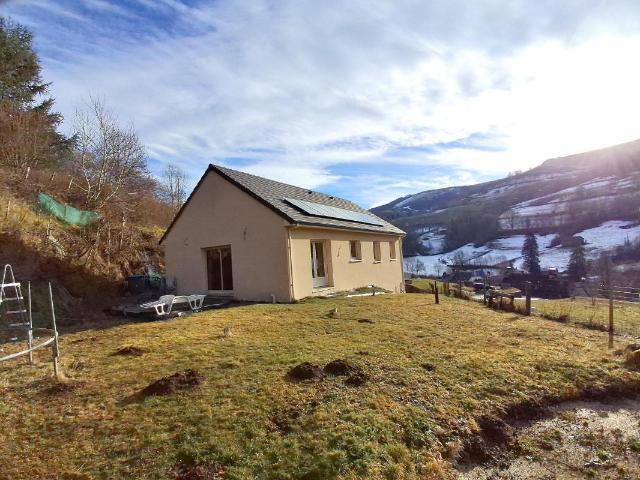 Maison vente à Mauriac, Saint-projet-de-salers