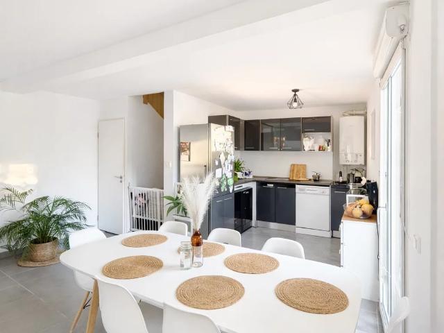 Maison vente à Douzillou, Castelginest