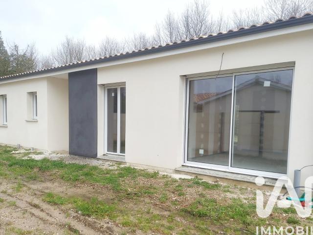 Maison vente à Lesparre-Médoc, Saint-germain-d'esteuil