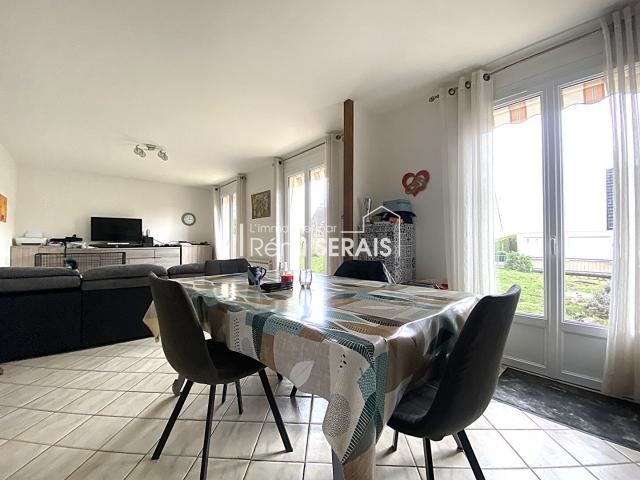 Maison vente à Alençon, Cerisé