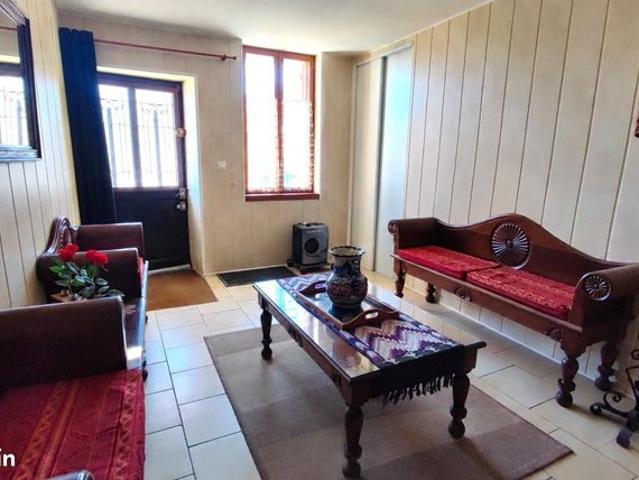Maison vente à Vic-le-Comte, Puy-de-Dôme