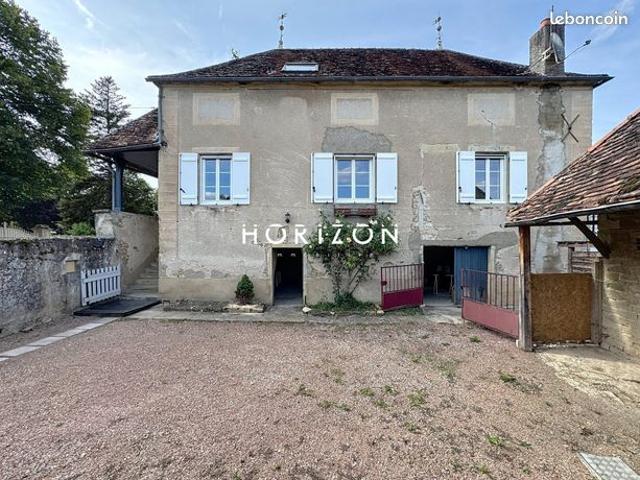 Maison vente à Mâcon, Collonge-en-charollais