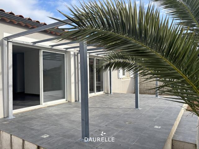 Maison vente à Arles, La Salle Les Alpes