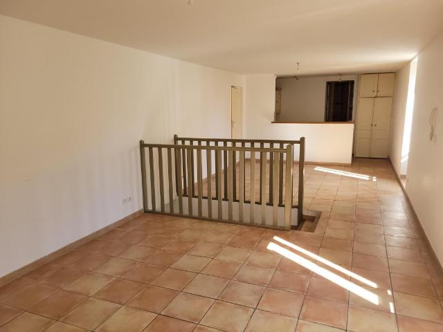 Maison vente à Nîmes, Rochefort-du-gard