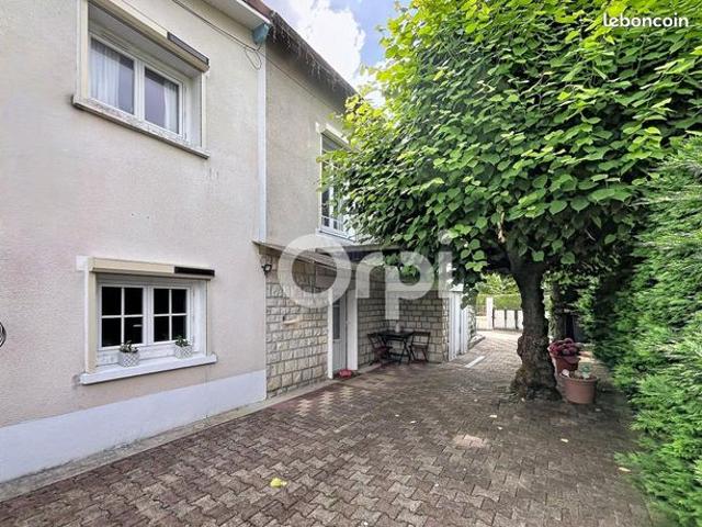 Maison vente à Sarlat-la-Canéda, Terrasson-lavilledieu