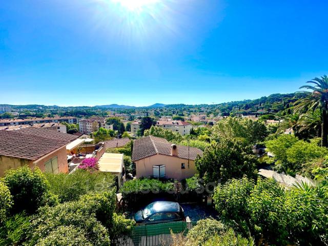 Maison vente à Arrondissement de Toulon, Toulon