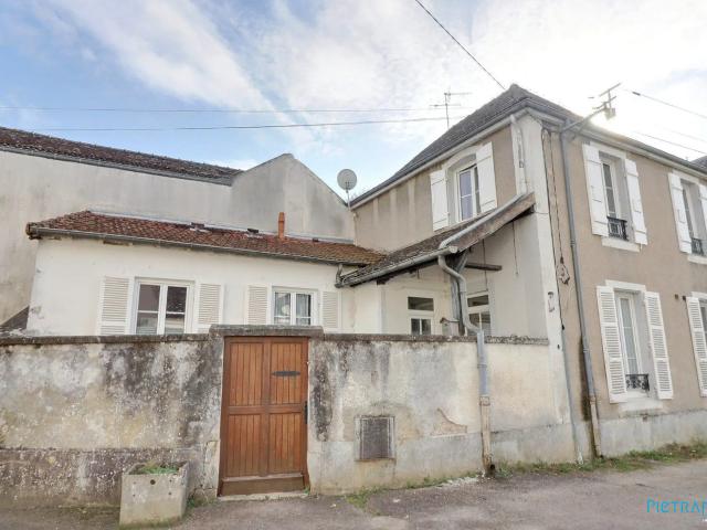 Maison vente à Beaune, Santenay