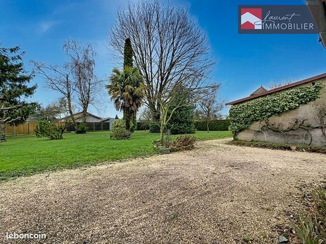 Maison vente à Louhans-Châteaurenaud, Jouvençon