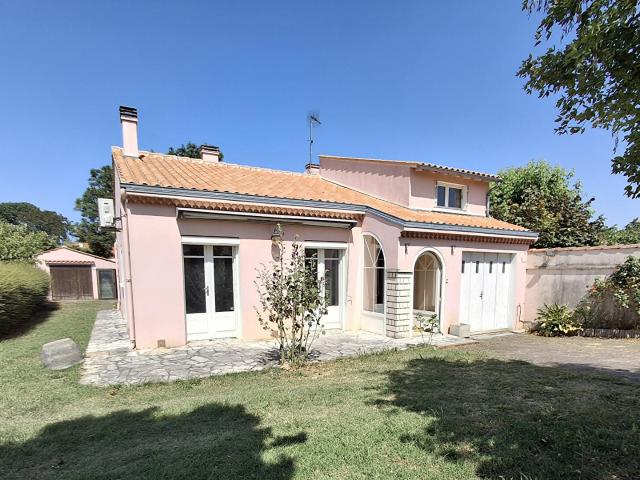 Maison vente à Saint-vivien