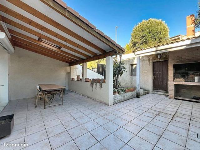 Maison vente à Portes-lès-valence, Guadeloupe