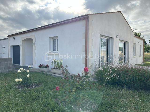 Maison vente à Saintes, Semussac