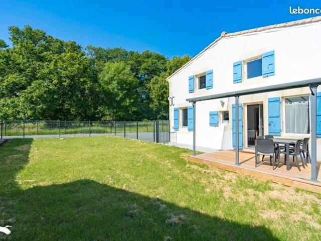 Maison vente à Saintes, Médis